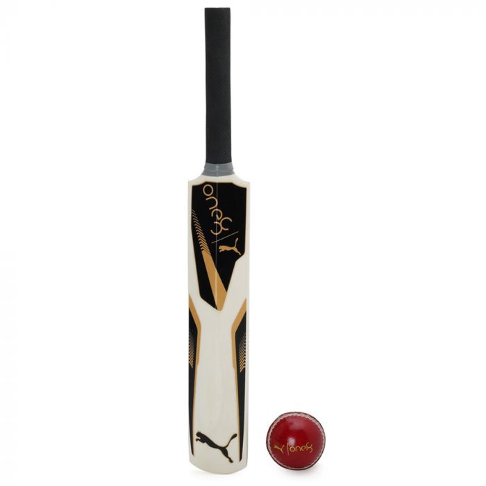 virat-kohli-signed-bat-ONE8_1.jpg